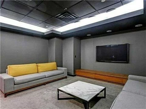 26, Capreol, Waterfront Communities C1, Toronto