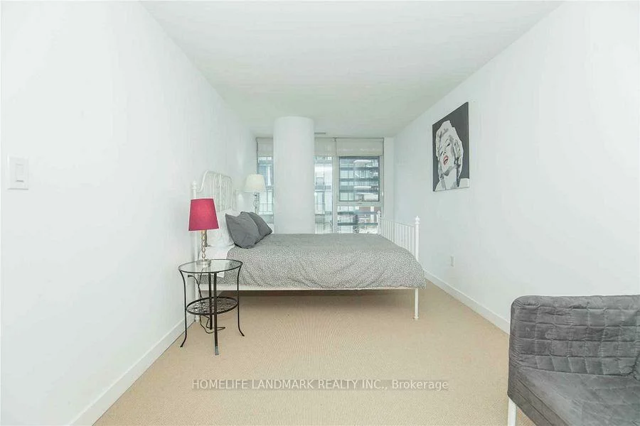 26, Capreol, Waterfront Communities C1, Toronto