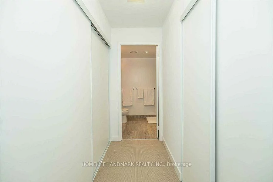 26, Capreol, Waterfront Communities C1, Toronto