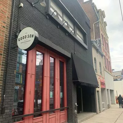 Commercial for sale, 1096, Queen, Little Portugal, Toronto