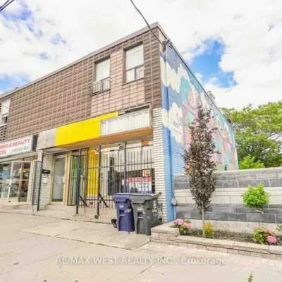 Commercial for sale, 477, Oakwood, Oakwood Village, Toronto