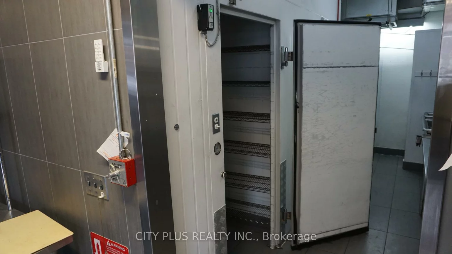 580, Bloor, Annex, Toronto