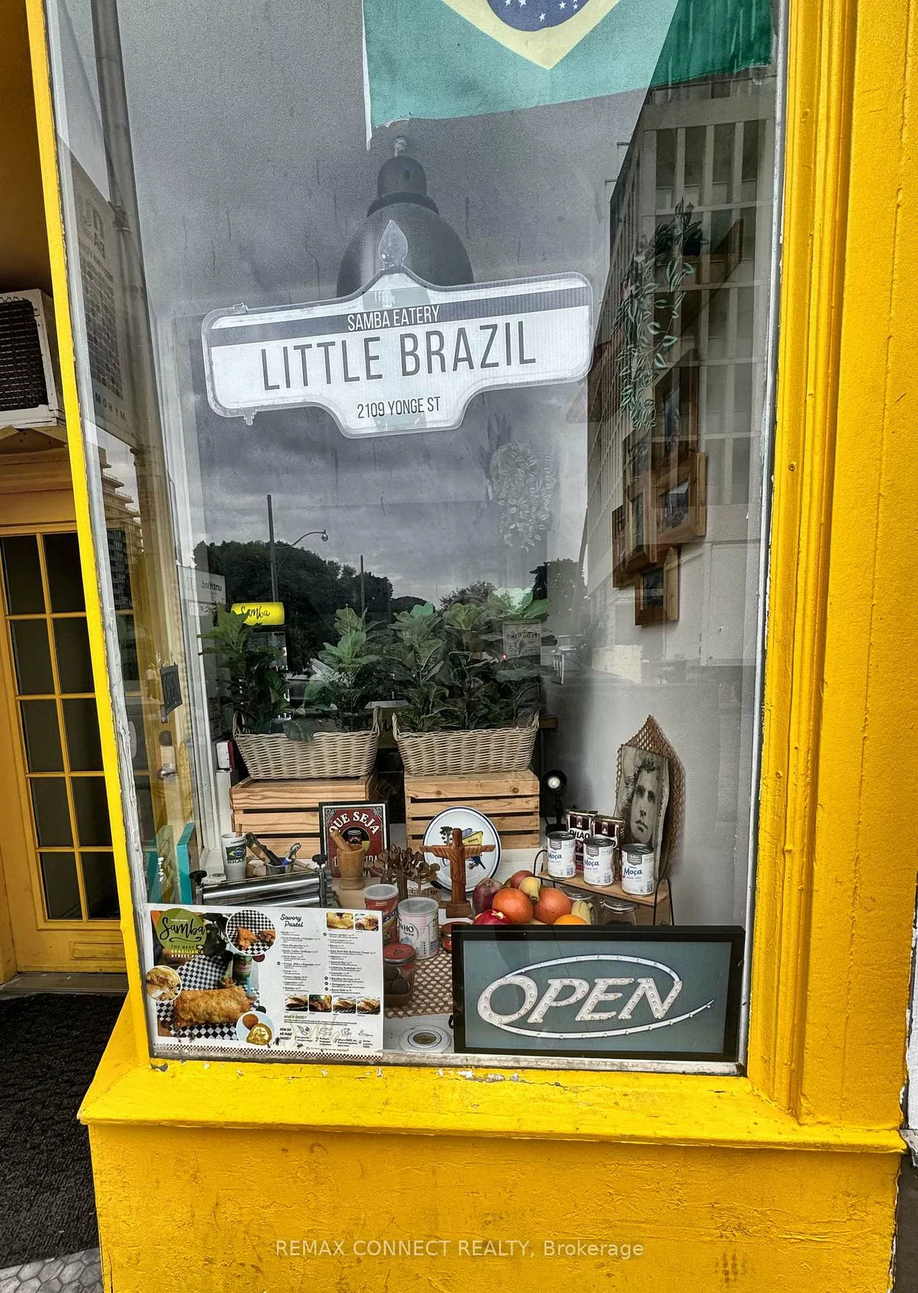 2109, Yonge, Yonge-Eglinton, Toronto