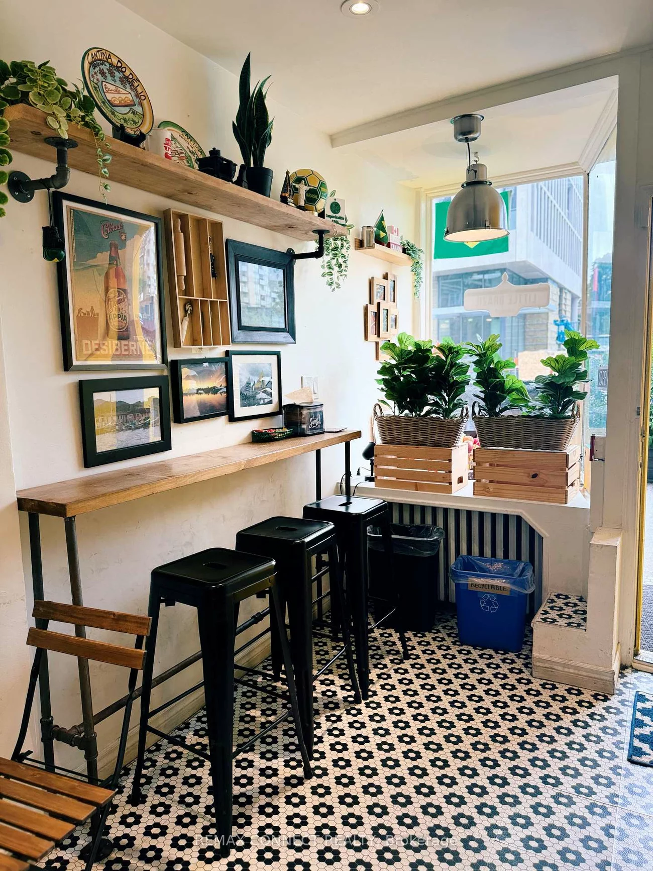 2109, Yonge, Yonge-Eglinton, Toronto