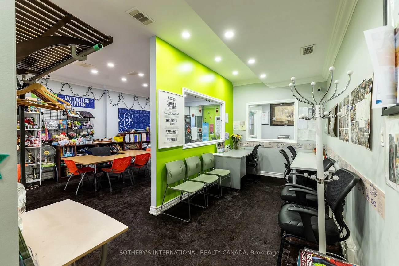 3310, Yonge, Lawrence Park North, Toronto