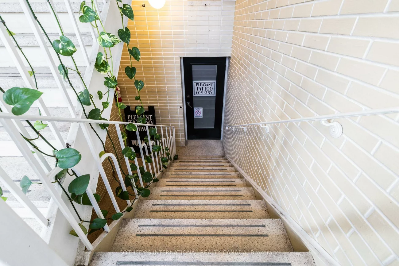 3310, Yonge, Lawrence Park North, Toronto