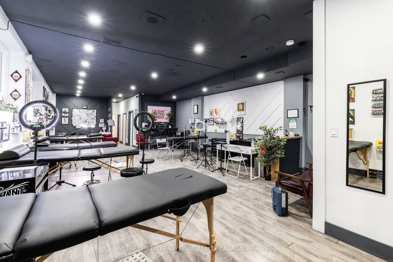 3310, Yonge, Lawrence Park North, Toronto