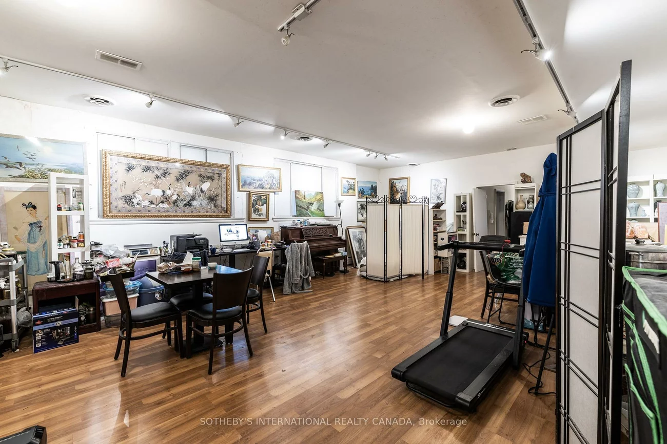 3310, Yonge, Lawrence Park North, Toronto