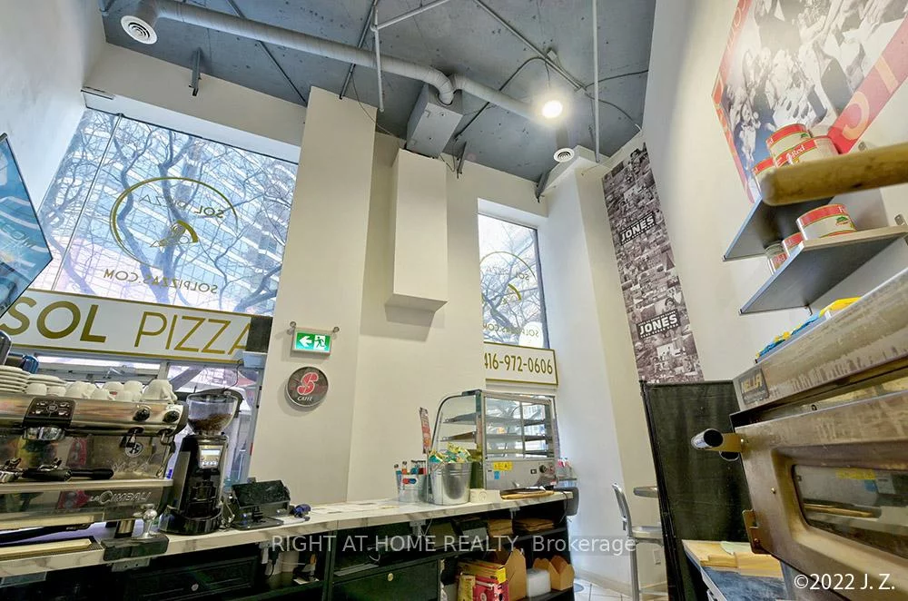 1033, Bay, Bay Street Corridor, Toronto