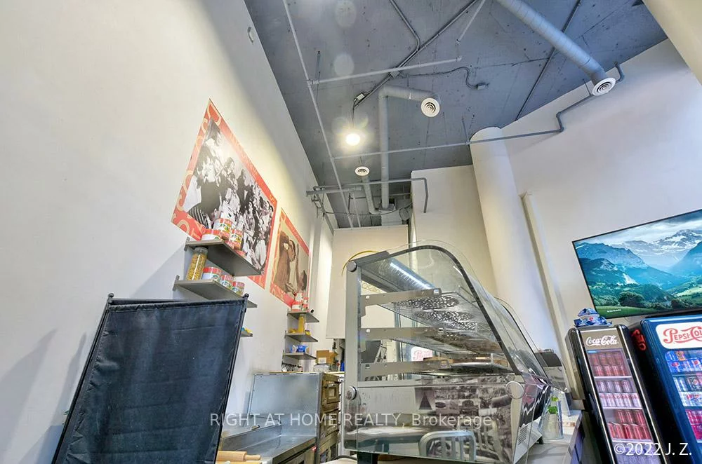 1033, Bay, Bay Street Corridor, Toronto