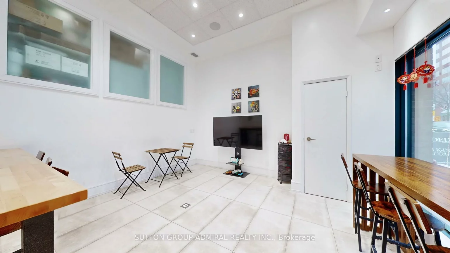 909, Yonge, Rosedale-Moore Park, Toronto