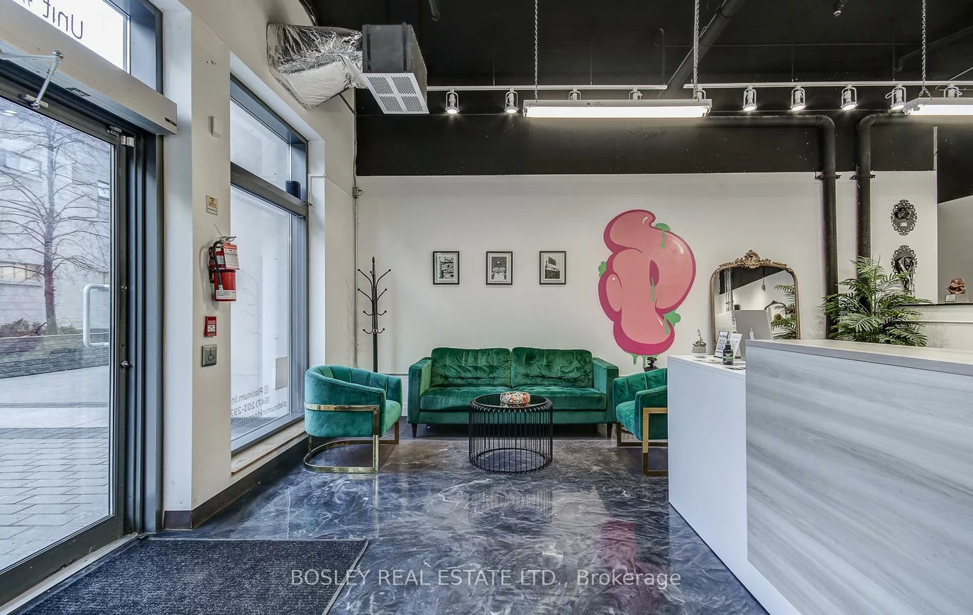 68, Abell, Little Portugal, Toronto