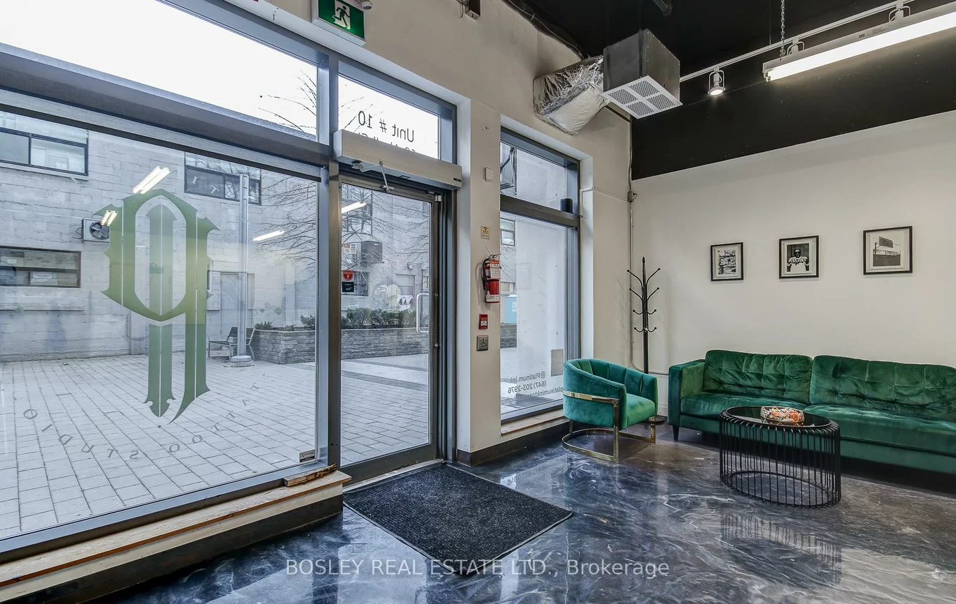 68, Abell, Little Portugal, Toronto