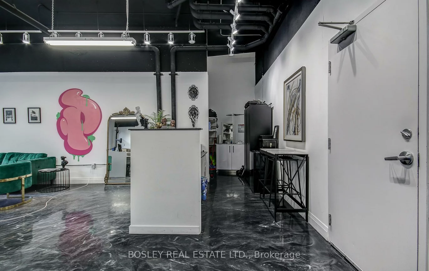 68, Abell, Little Portugal, Toronto