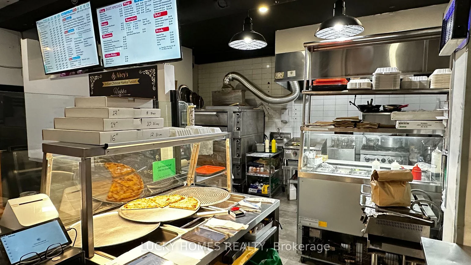 118, John, Waterfront Communities C1, Toronto