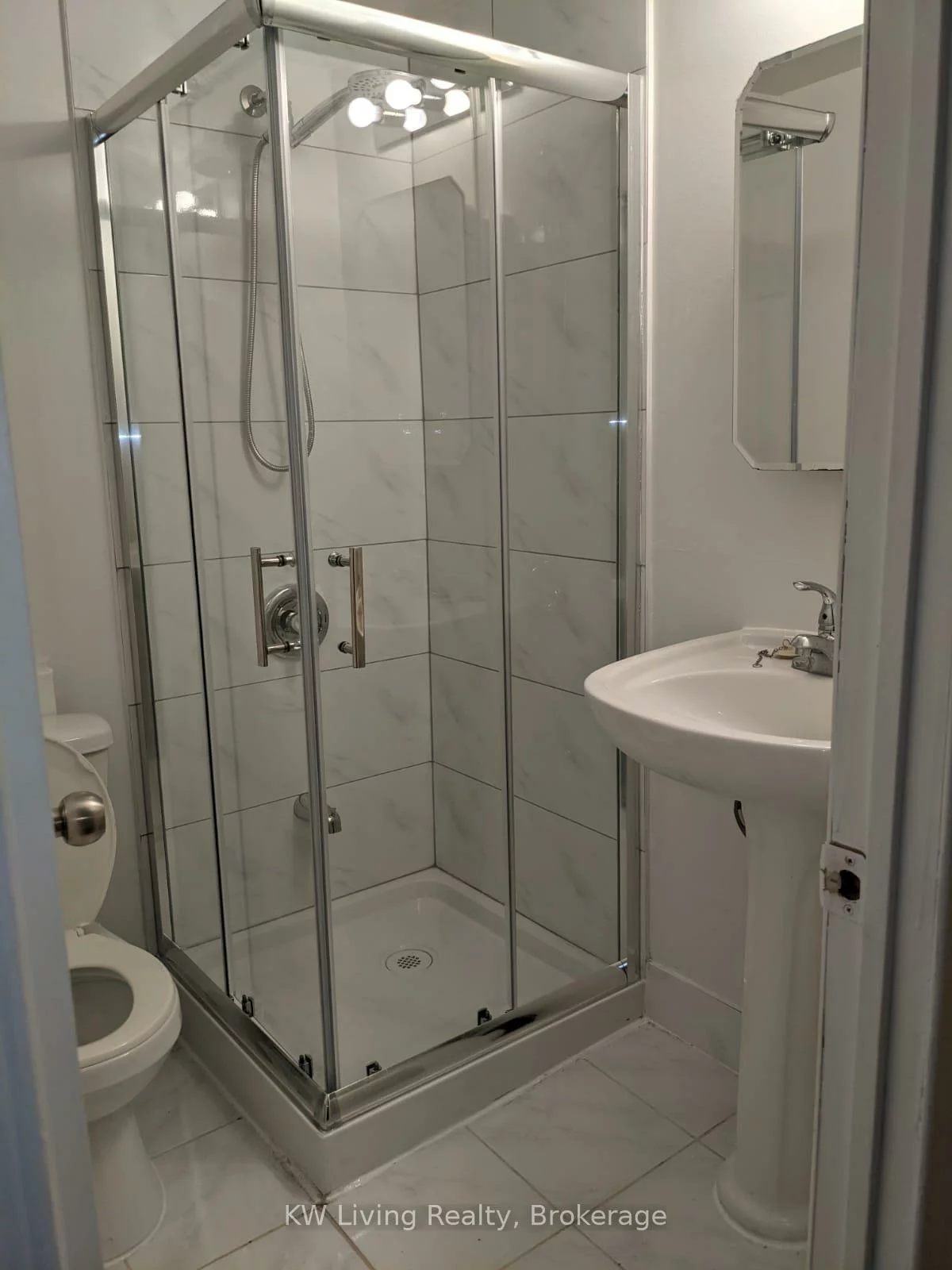 27, Kensington, Kensington-Chinatown, Toronto