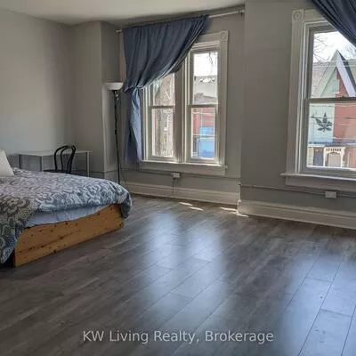 Commercial for sale, 29, Kensington, Kensington-Chinatown, Toronto