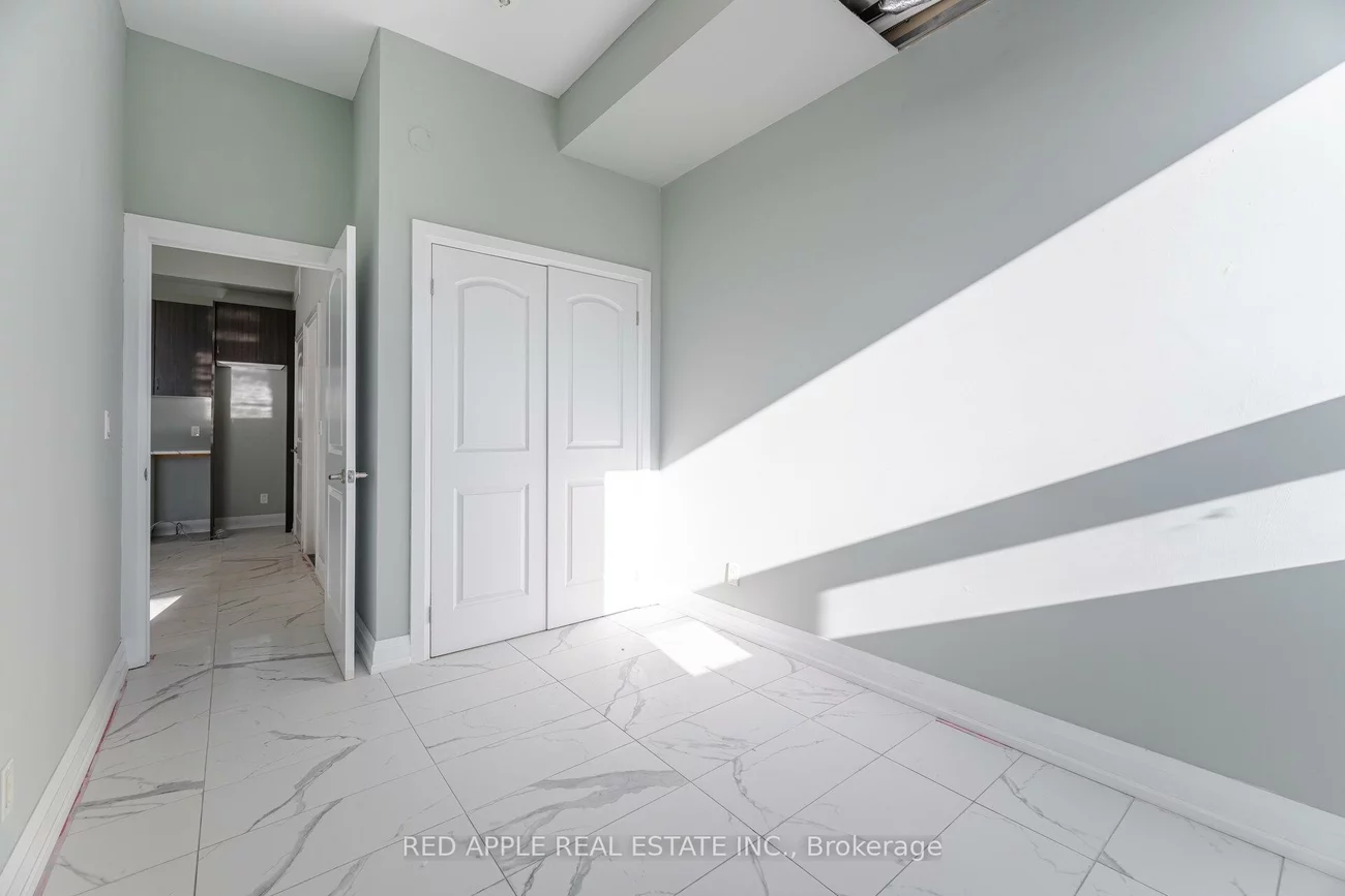 416, Oakwood, Oakwood Village, Toronto