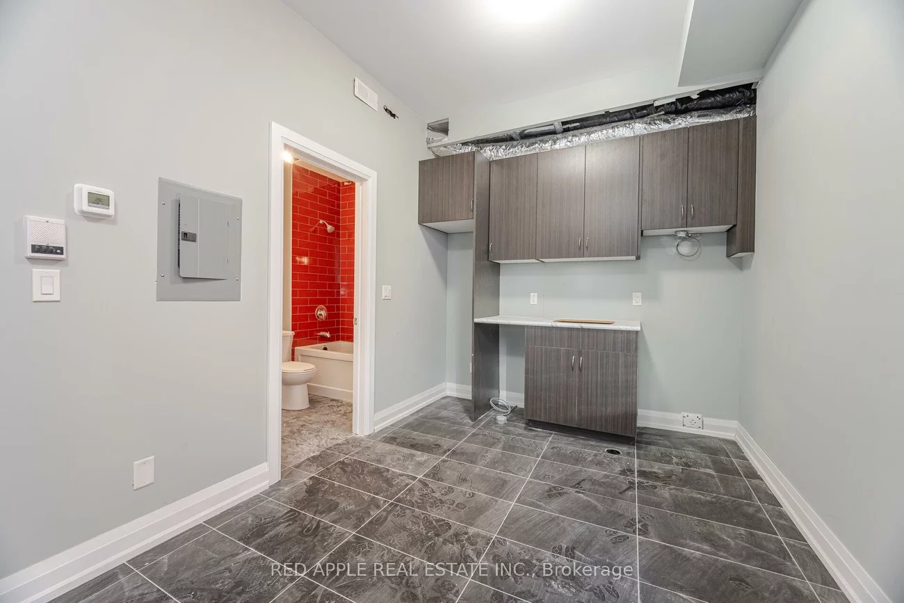 416, Oakwood, Oakwood Village, Toronto