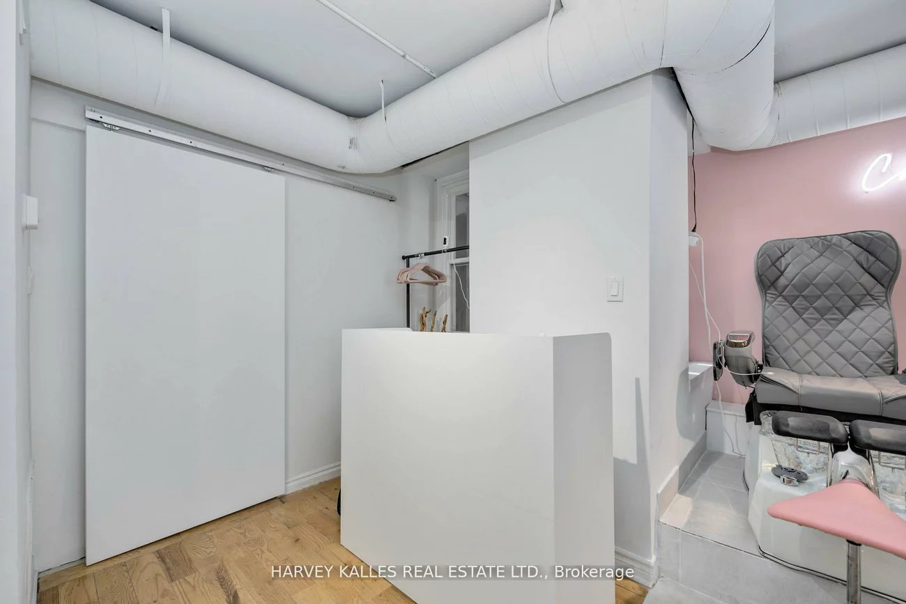 617, King, Waterfront Communities C1, Toronto