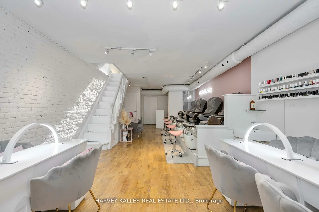 617, King, Waterfront Communities C1, Toronto