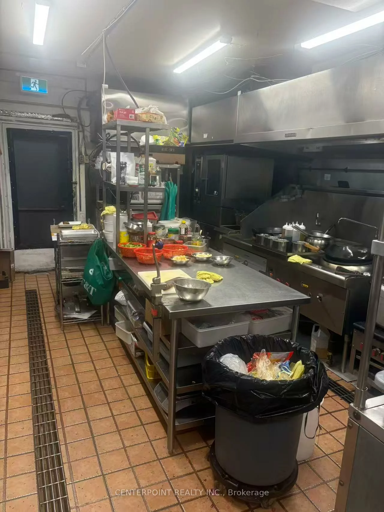 409, Spadina, Kensington-Chinatown, Toronto