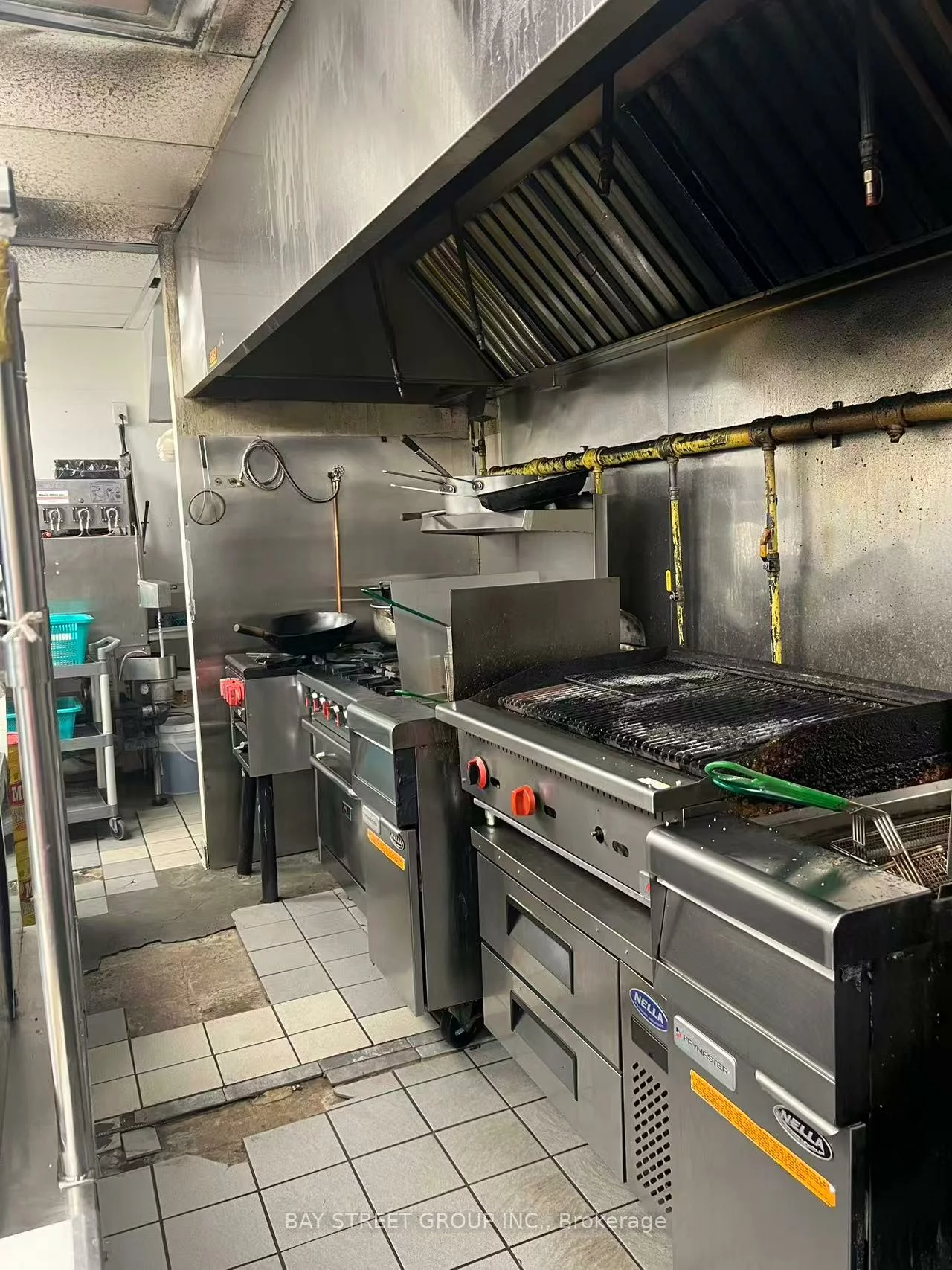 5588, Yonge, Willowdale West, Toronto