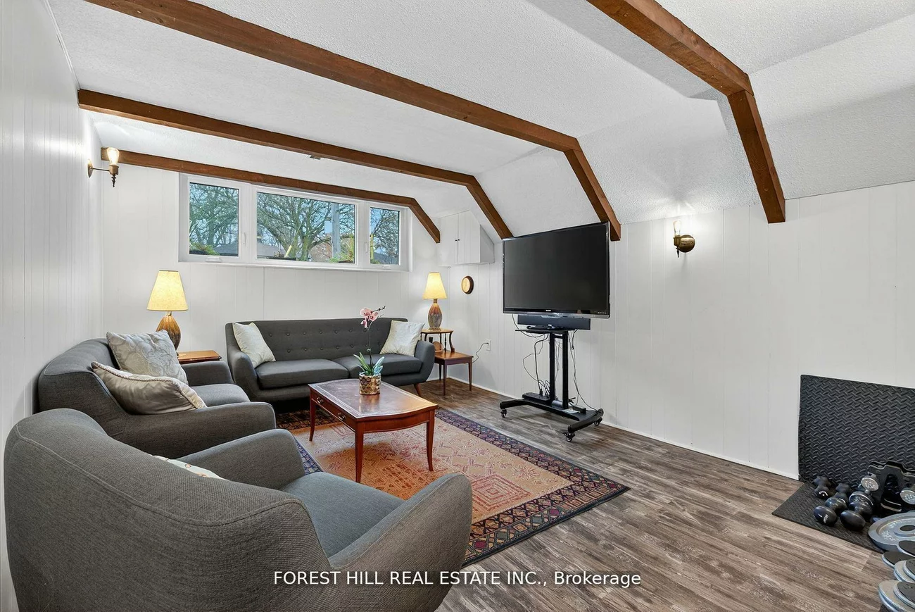 273, Sheppard, Lansing-Westgate, Toronto