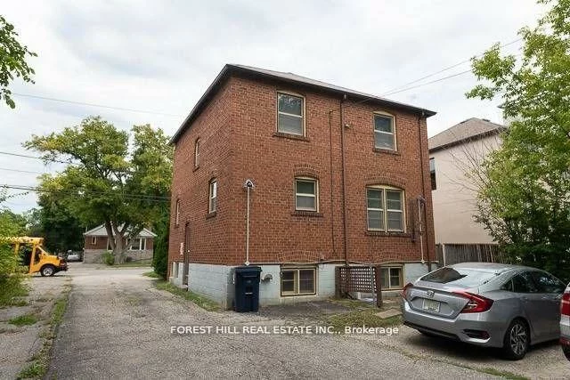273, Sheppard, Lansing-Westgate, Toronto