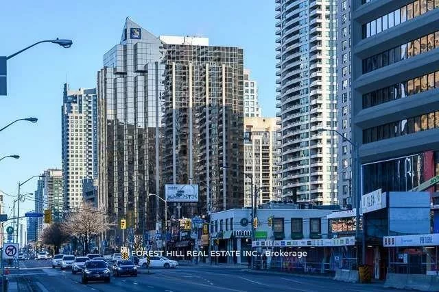 273, Sheppard, Lansing-Westgate, Toronto