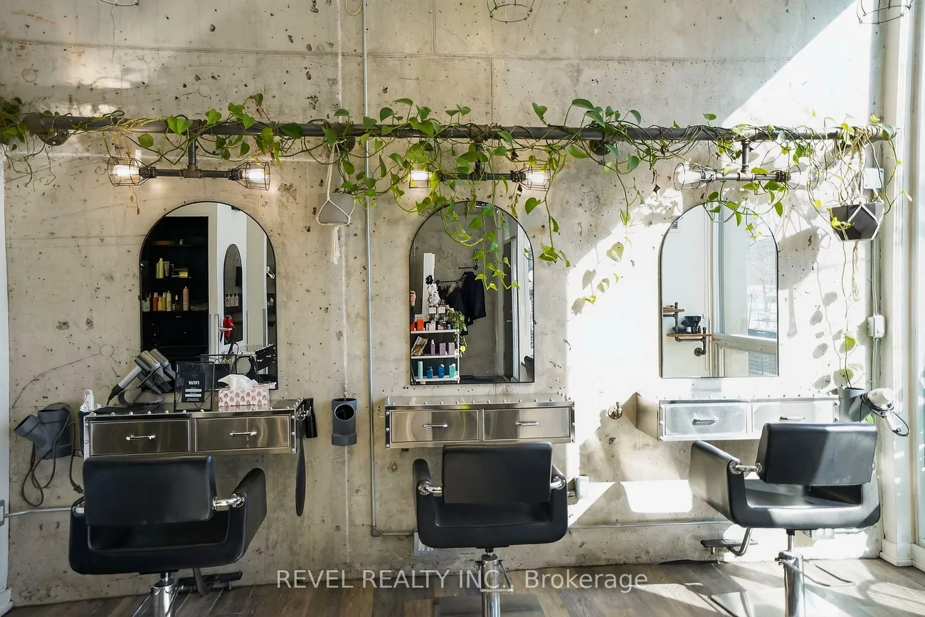 40, Fort York, Waterfront Communities C1, Toronto