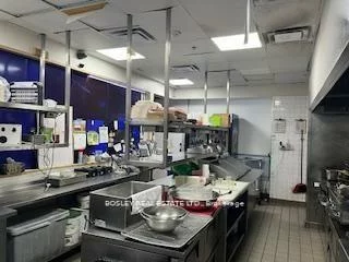 1184, Queen, Little Portugal, Toronto