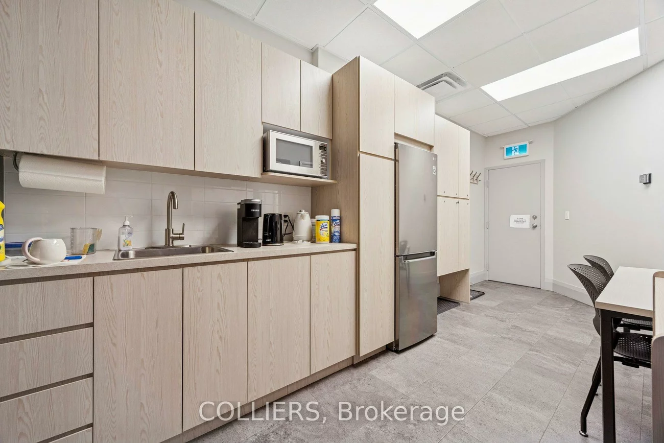 1110, Sheppard, Bayview Village, Toronto