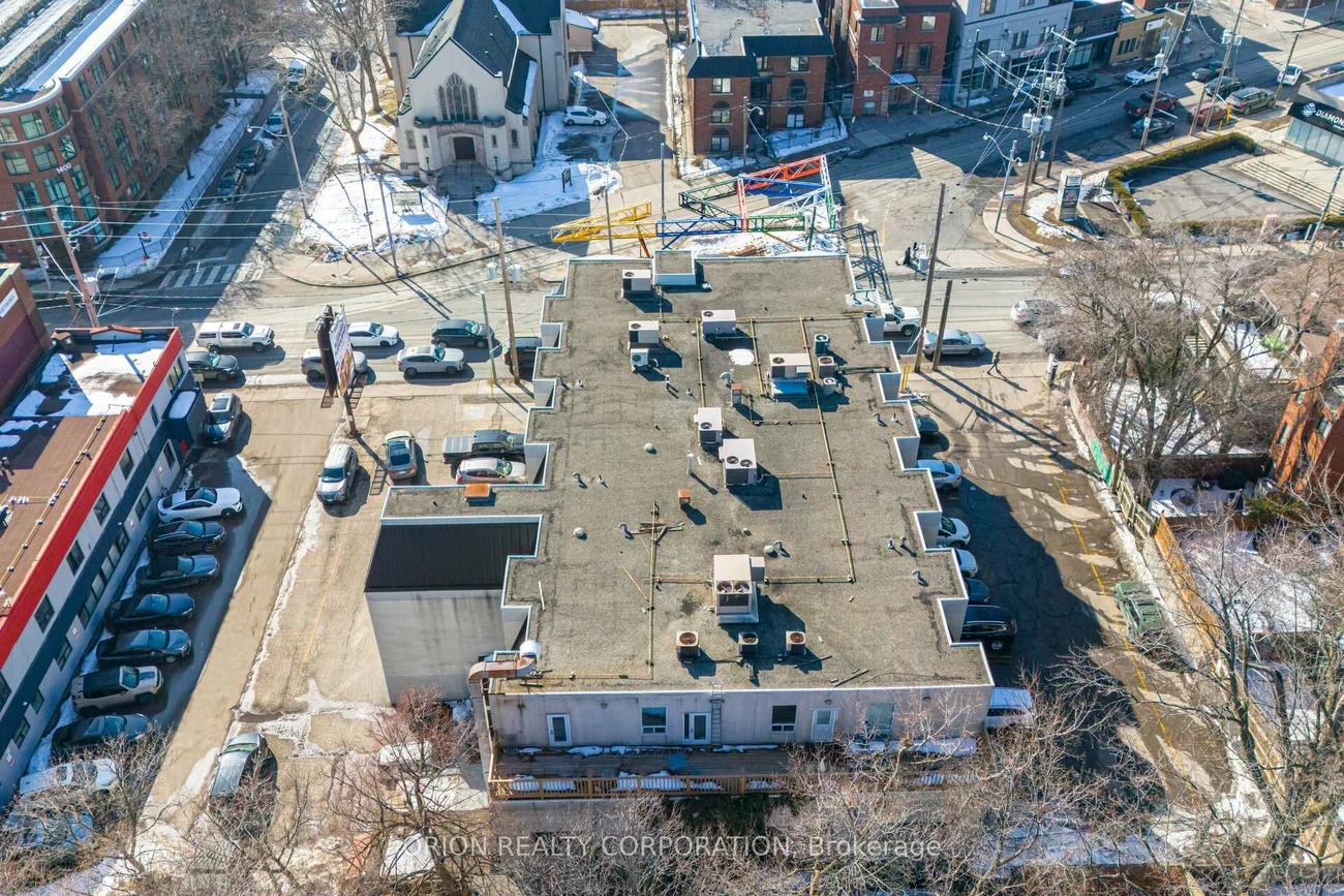 1415, Bathurst, Casa Loma, Toronto