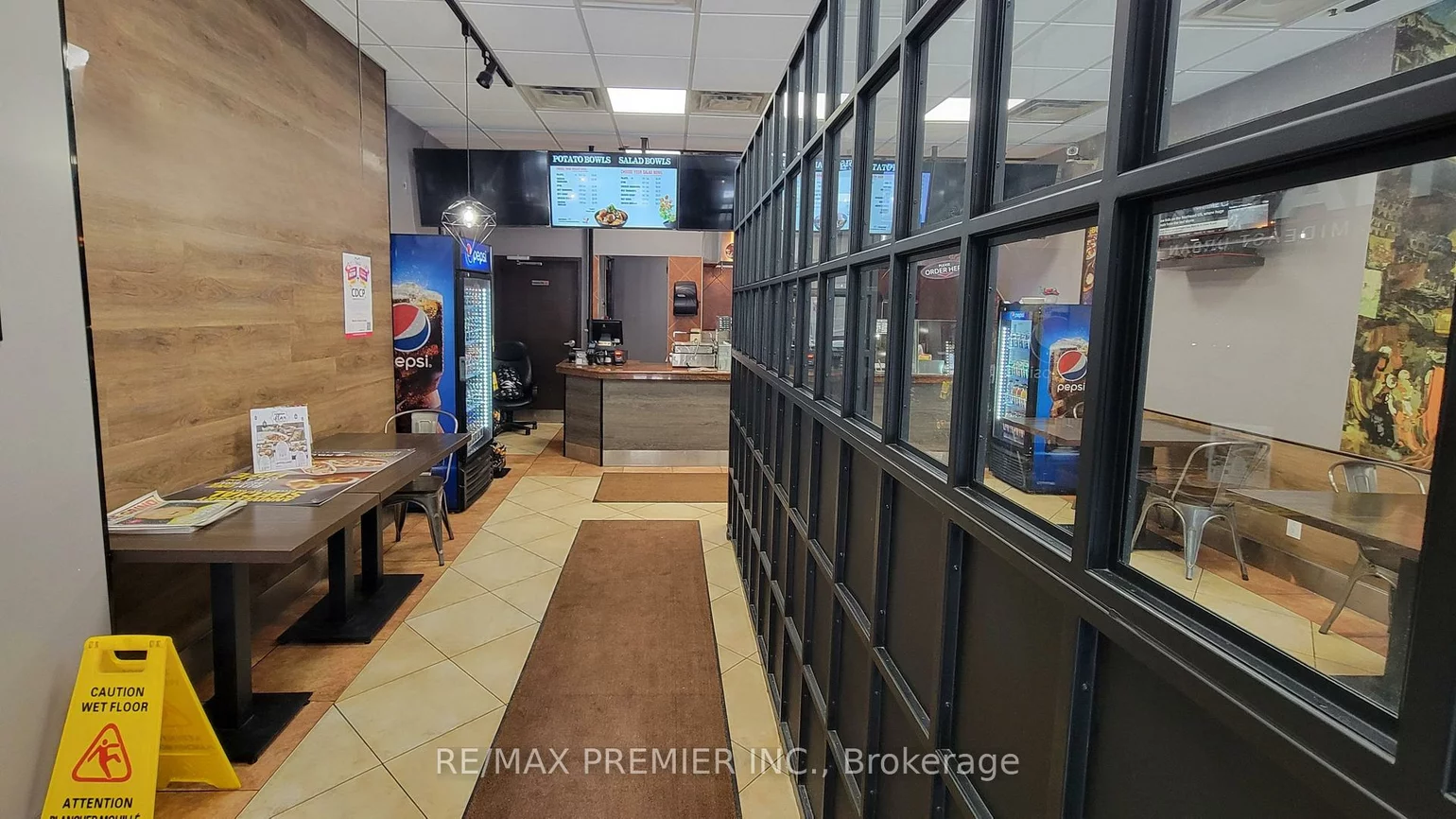 407A, Bloor, North St. James Town, Toronto