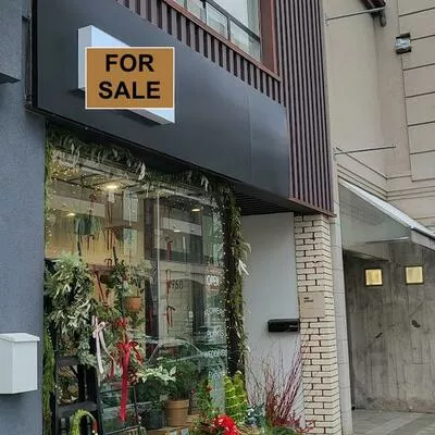 Commercial for sale, 1960, Yonge, Yonge-Eglinton, Toronto