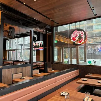 92, Fort York, Waterfront Communities C1, Toronto