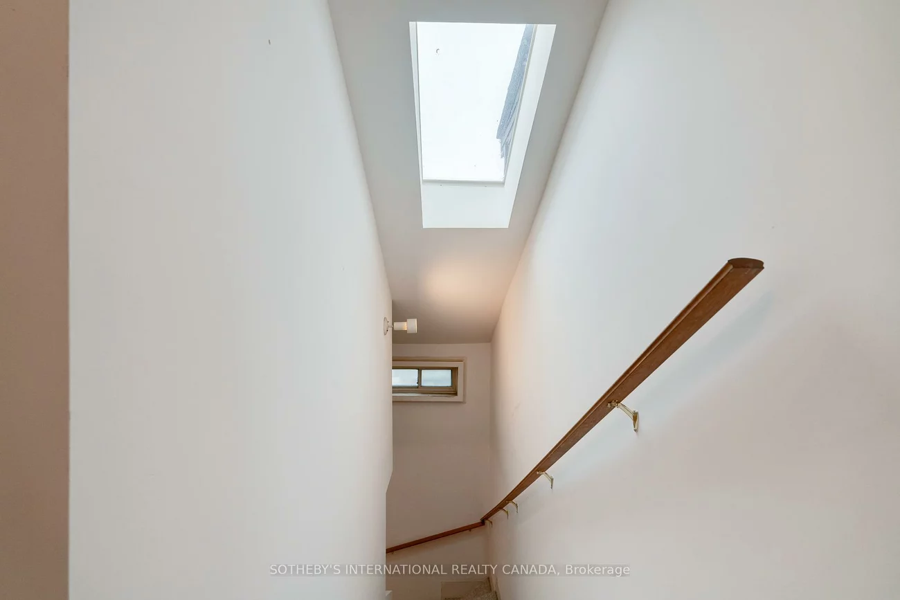 237, Carlton, Moss Park, Toronto