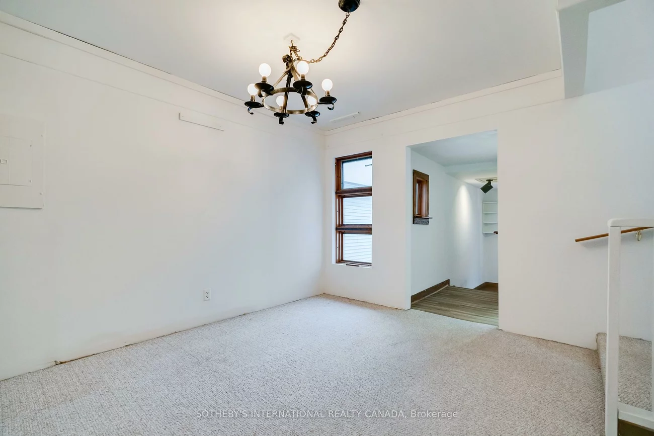 237, Carlton, Moss Park, Toronto