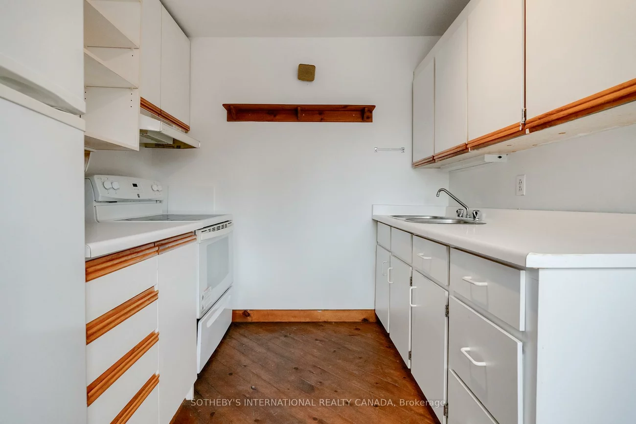 237, Carlton, Moss Park, Toronto