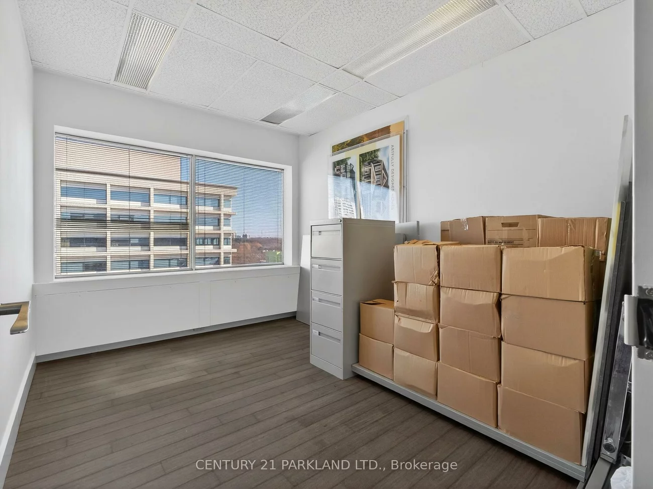 220, Duncan Mill, St. Andrew-Windfields, Toronto