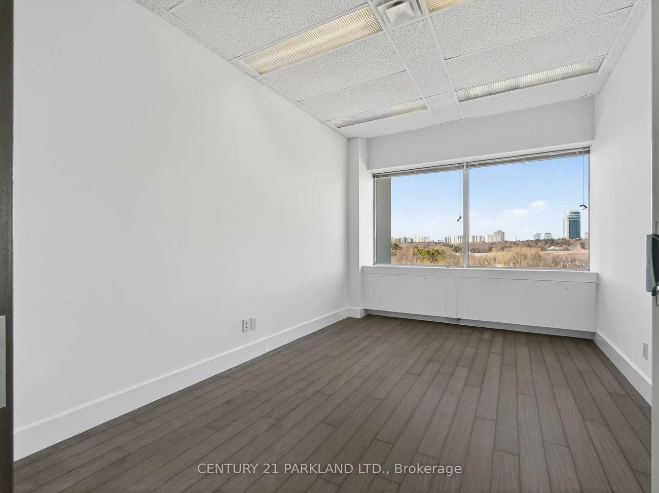 220, Duncan Mill, St. Andrew-Windfields, Toronto