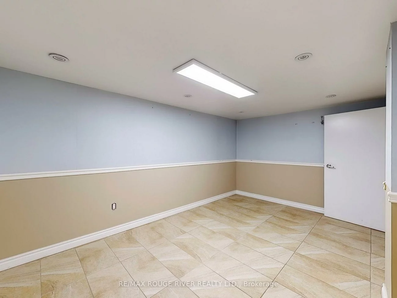 1556, Avenue, Bedford Park-Nortown, Toronto