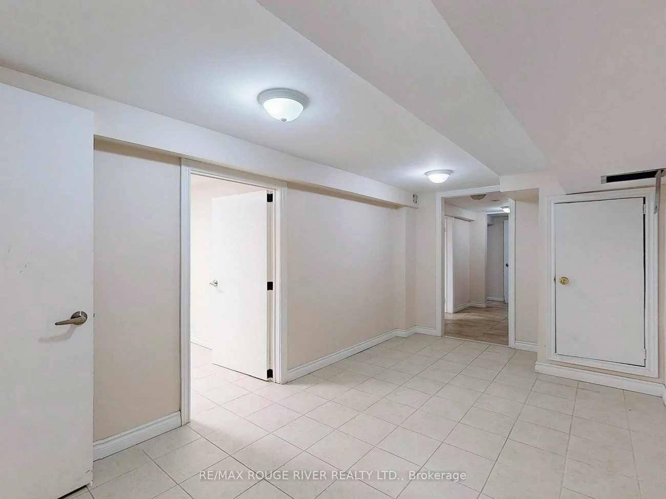 1556, Avenue, Bedford Park-Nortown, Toronto