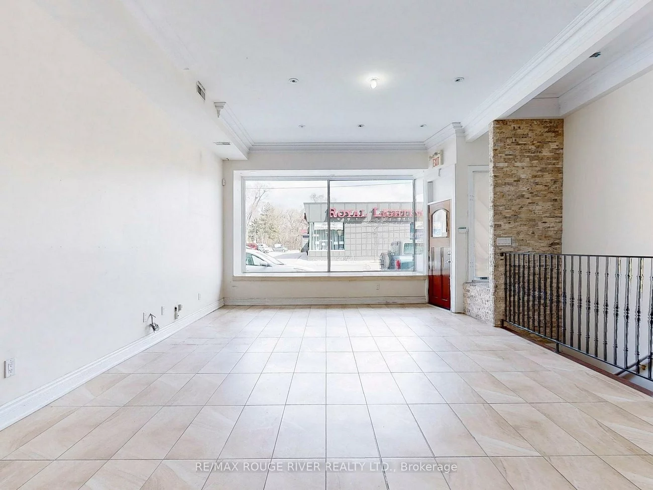 1556, Avenue, Bedford Park-Nortown, Toronto