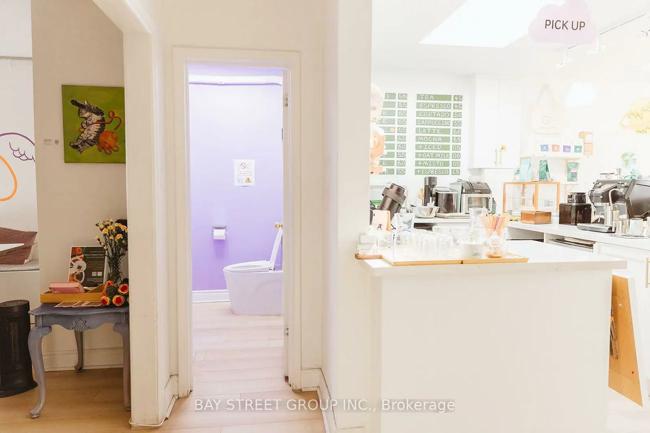 5463, Yonge, Willowdale East, Toronto