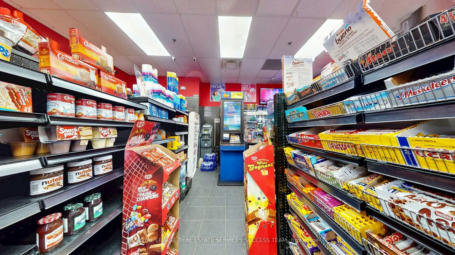 148, Spadina, Waterfront Communities C1, Toronto