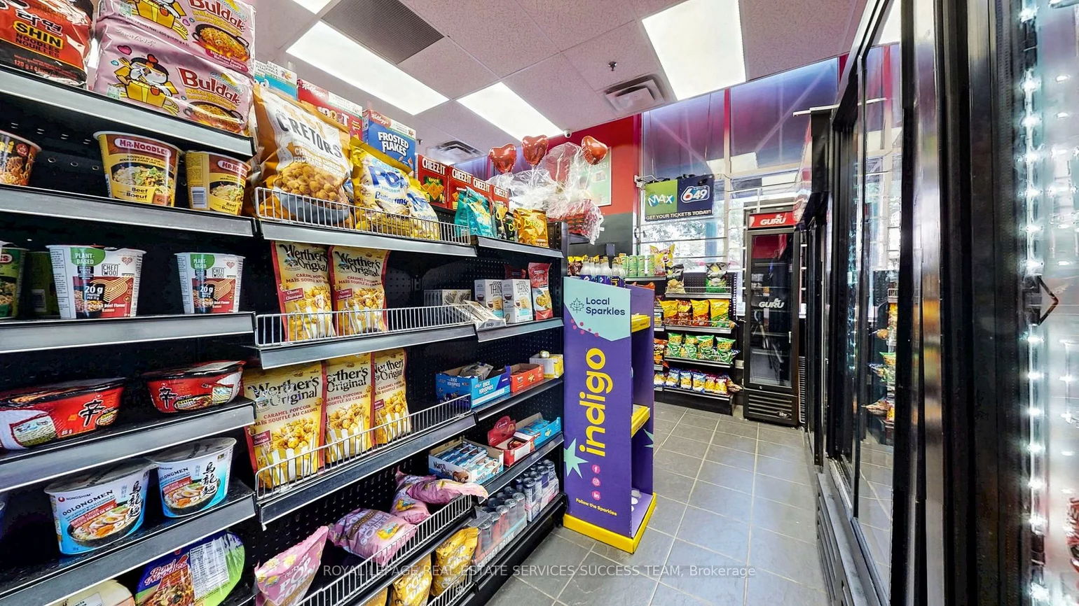 148, Spadina, Waterfront Communities C1, Toronto