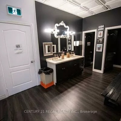 Commercial for sale, 1110, Dundas, Trinity-Bellwoods, Toronto