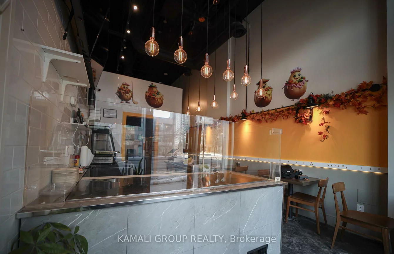 28, Finch, Newtonbrook West, Toronto